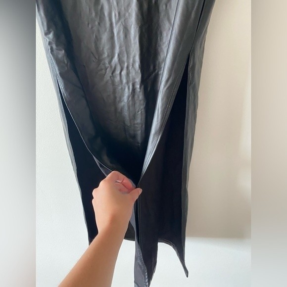 Derek Heart Faux Leather Mini Skirt - Picture 3 of 5